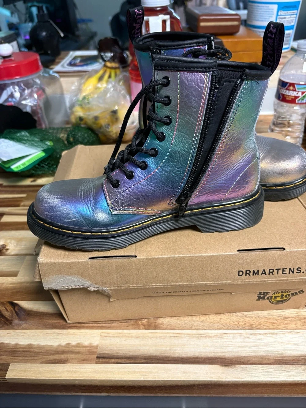 Dr. Martens Kids Iridescent Rainbow Crinkle Lace-Up Boots